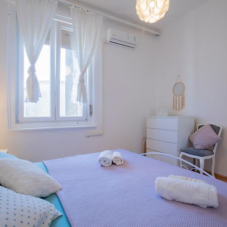 Amphitheater Apartment Pula Exterior photo